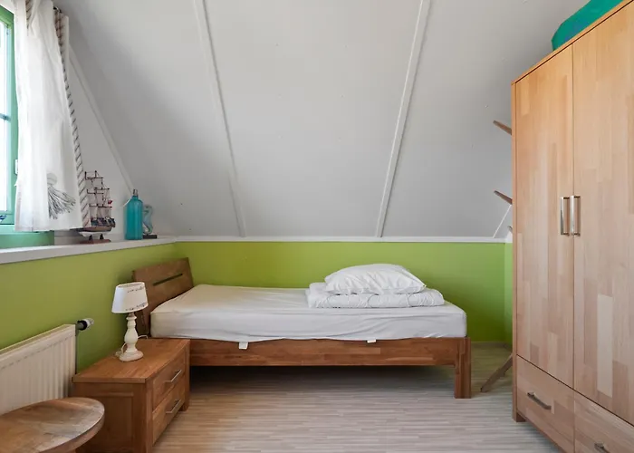 Sina Юлианадорп